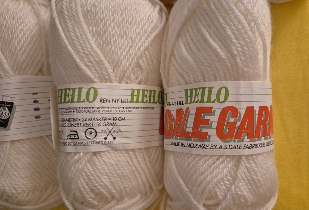 Włóczka ecru 100 % wełna norweska