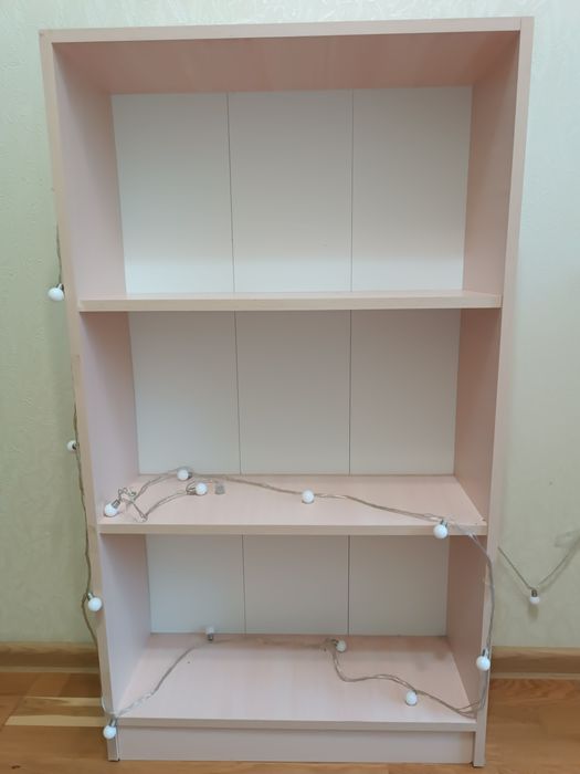 Етажерка дерев'яна