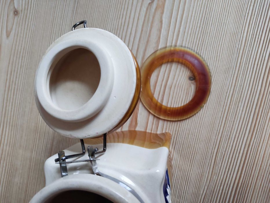Pojemnik ceramiczny zamykany brązowo kremowy z PRL