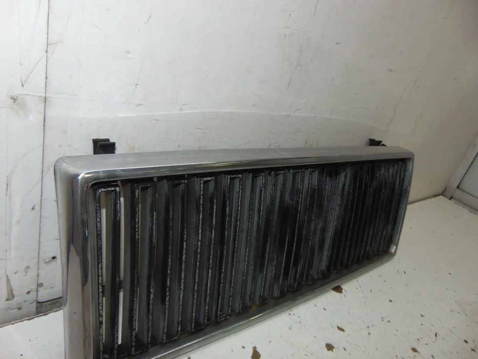 Volvo 740 grelha " nova de stock antigo