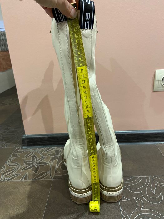 Зимові жіночі чоботи Estro