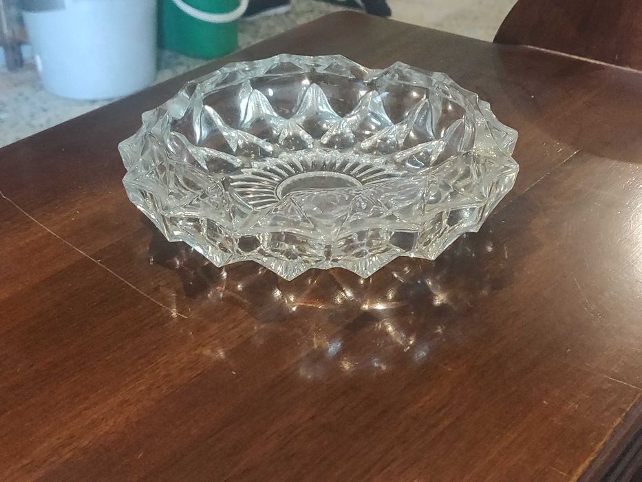 prato/cinzeiro de vidro