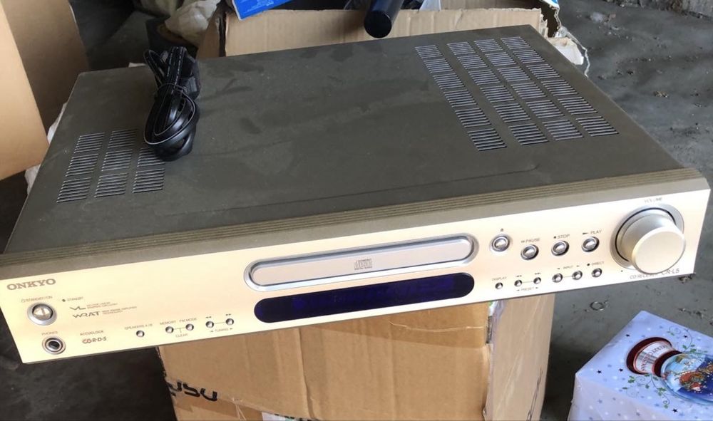 CD reciver Onkyo CR L5