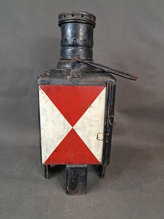 Stara lampa naftowa, kolejowa, Kosmos Brenner