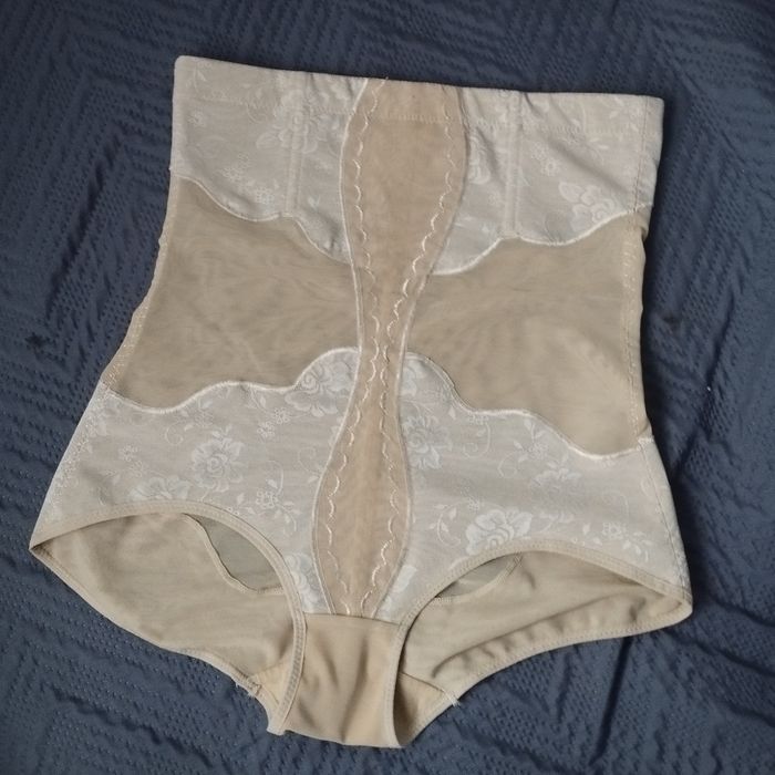Bielizna korygująco-modelująca nowa na rozm L/XL