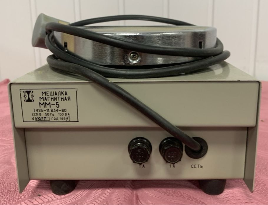 Магнітна мішалка  ММ-5 з підігрівом (лабораторна) нова.