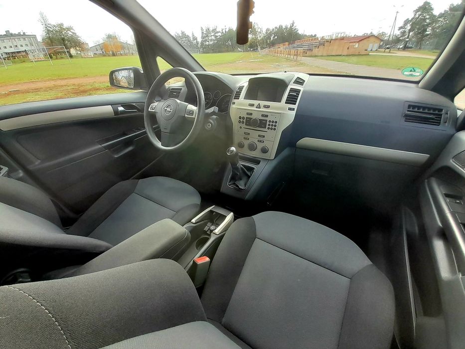 Opel Zafira 2008 1.6 - zamiana