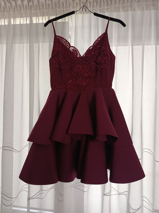 Sukienka midi elegancka