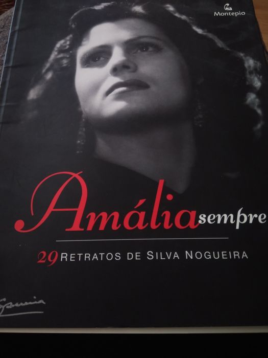 Livro + fotos da grande fadista