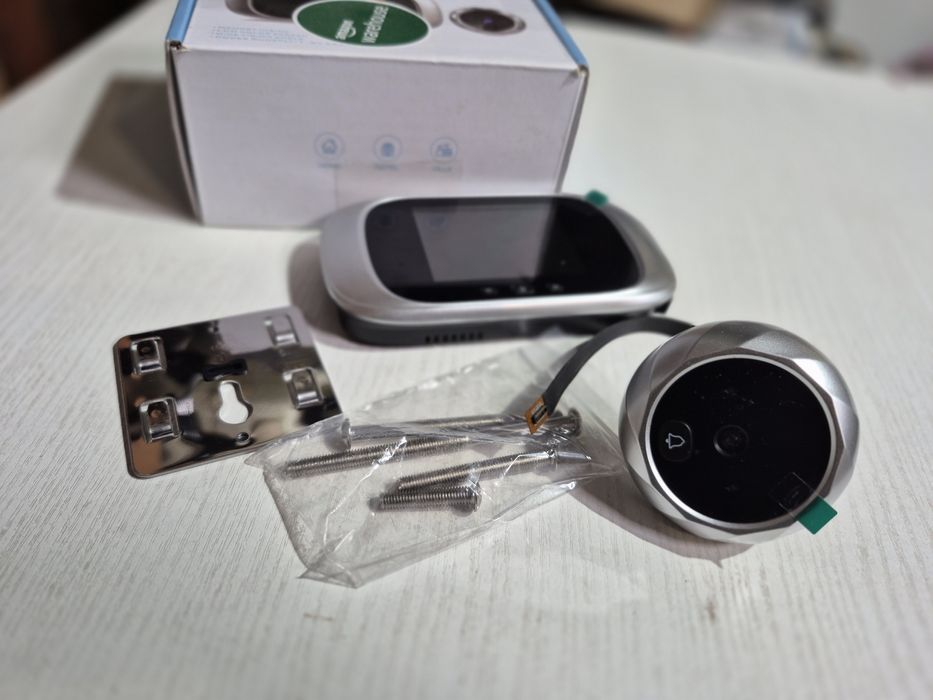 Дверний відеодзвінок.