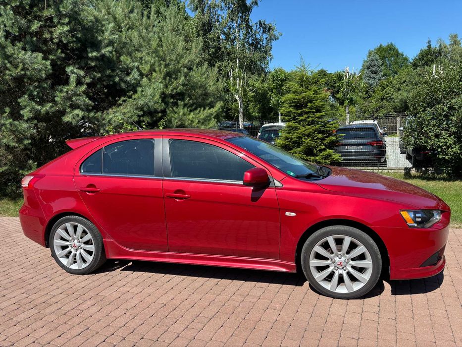 Mitsubishi Lancer