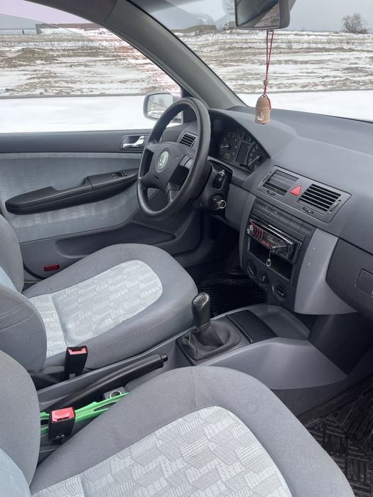 Skoda Fabia 1.4 бенз, 2003 рік