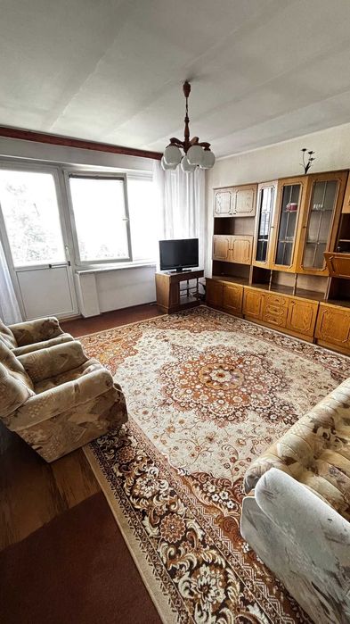 MIeszk IIIp Rynek do remontu/słoneczne z wid. na Rynek 2p+K+Ł Balkon