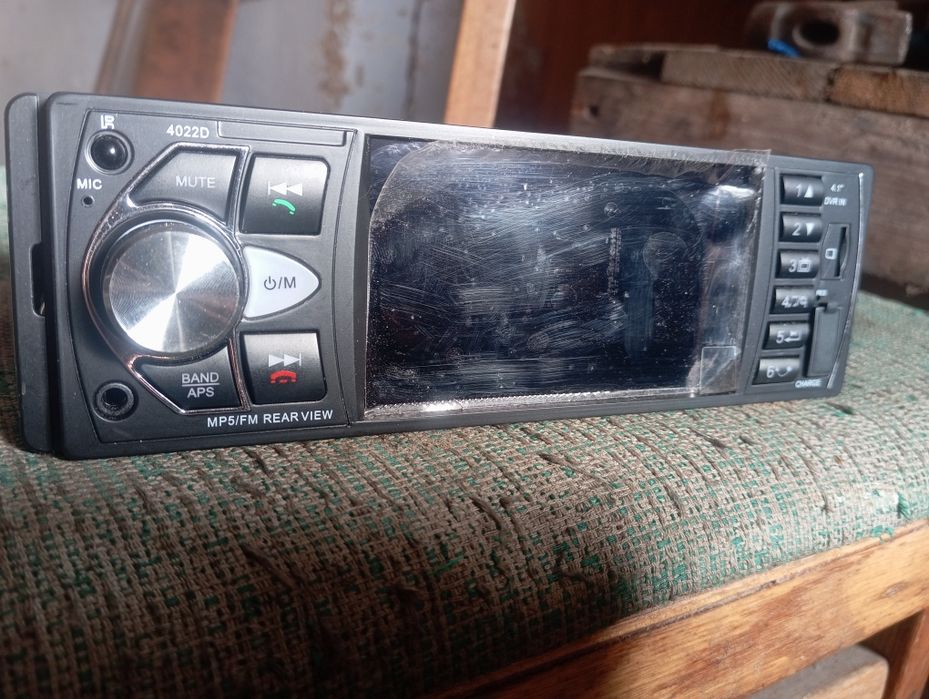 Продам автомагнитолу