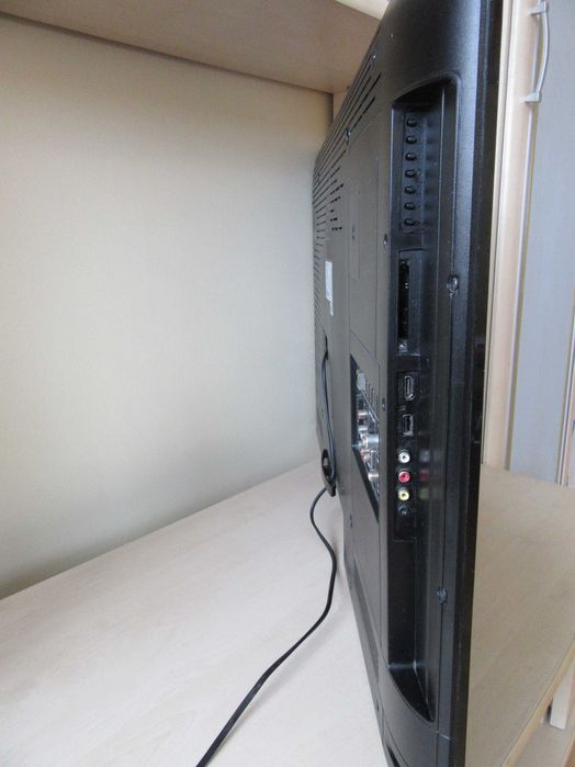 TV Grundig 40 cali