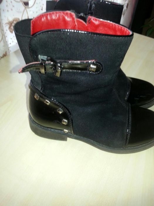 Czarne kozaczki rozm.33