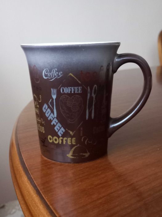 Чайные чашки разные