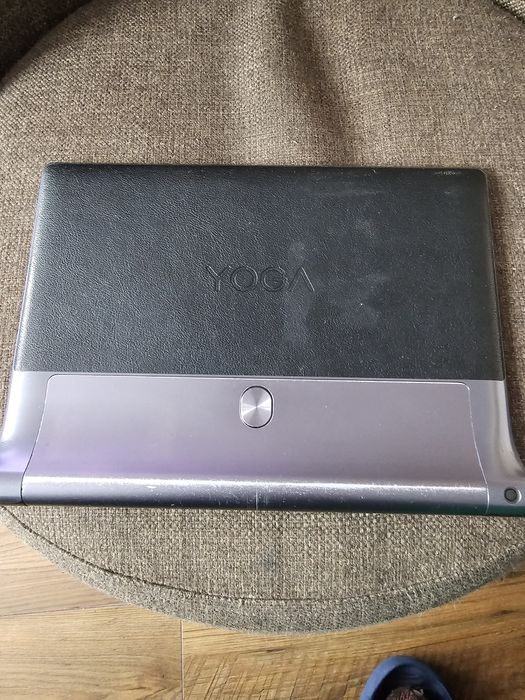 Tablet  lenovo yt-x703l
