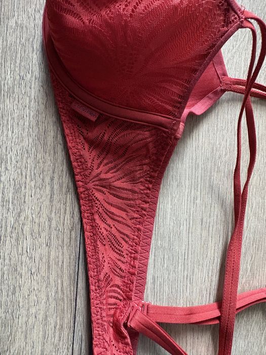Biustonosz Calvin Klein 75A