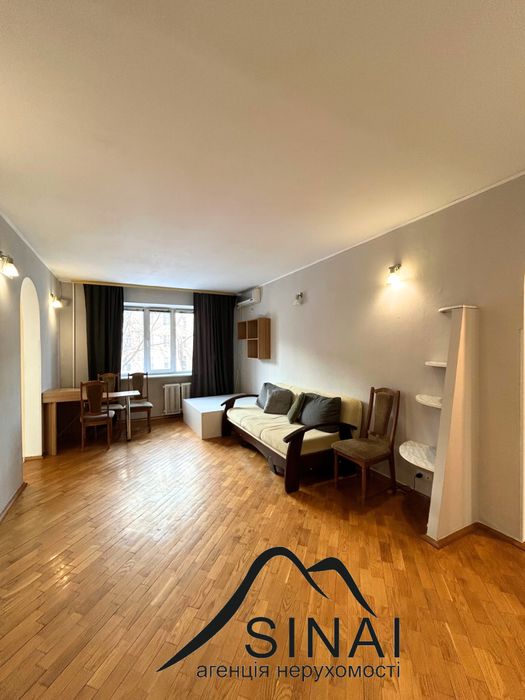 Терміново продам 3-кімнатну квартиру на Позняках