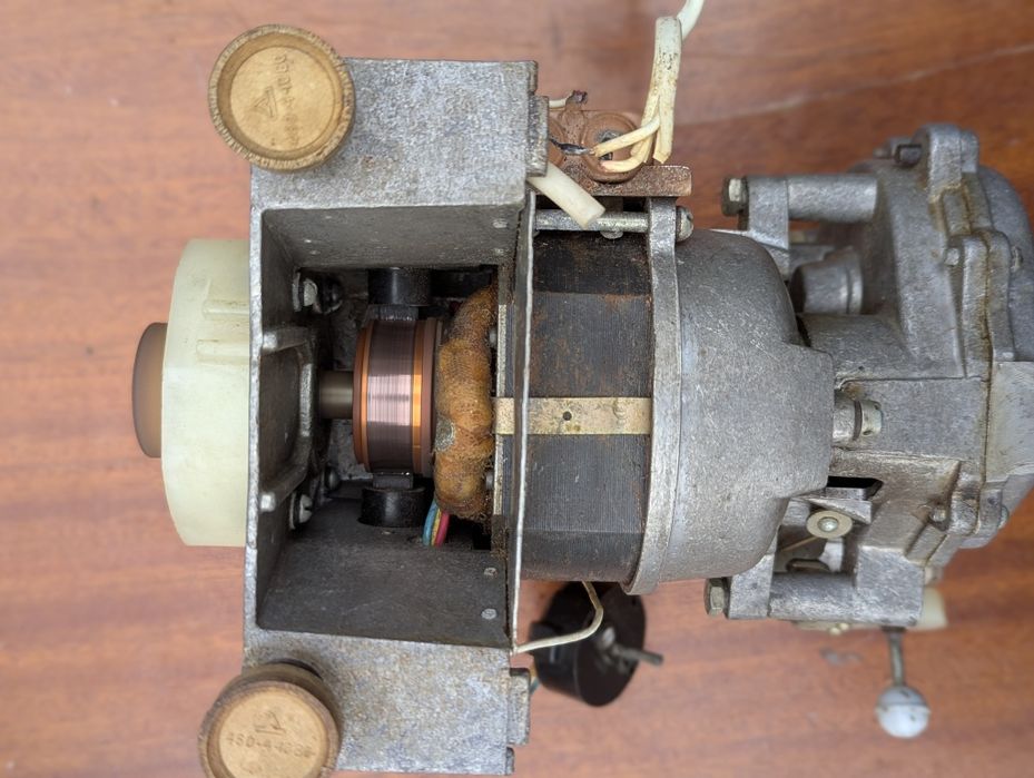 Привід кухонного комбайна мрія 2 без пластикового корпусу, як на фото