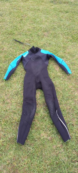 Fatos Surf Oxylane e Tribord - Mulher e Homem C/ Novos