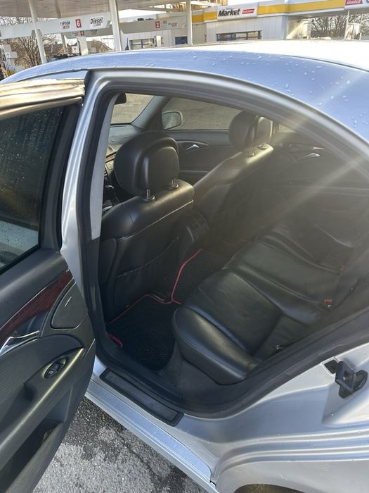 Продам мерседс E 220 CDI