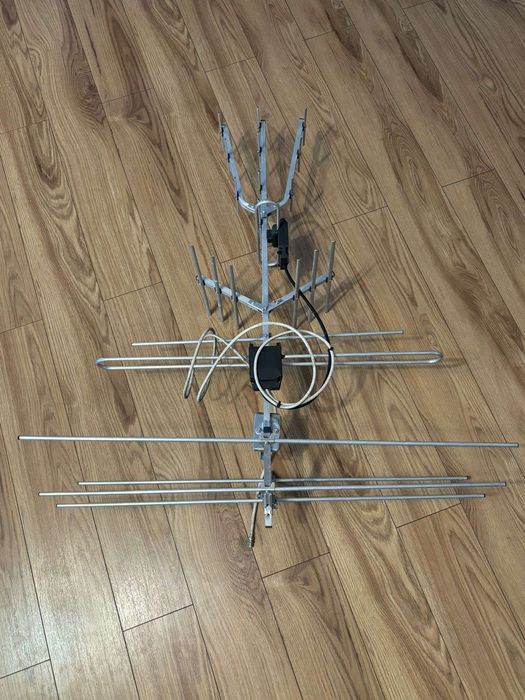 Sprawna MOCNA Antena zewnętrzna TV telewizyjna Dipol