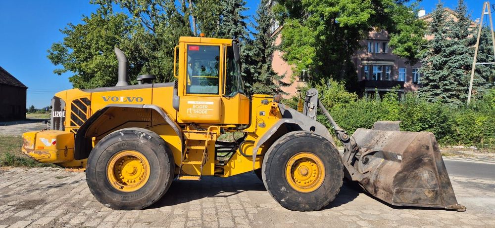 Volvo L 120 E  Ładowarka Volvo L 120 E waga , sprowadzona gotowa do pracy
