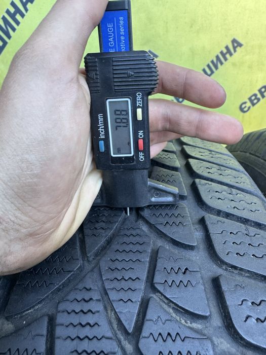 Шини Dunlop 235/65r17 Зима Пара склад б/у