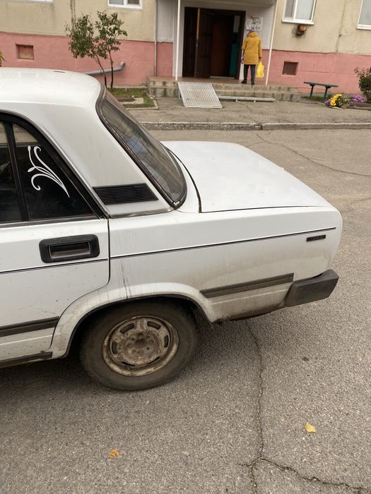 Продам ваз 2105
