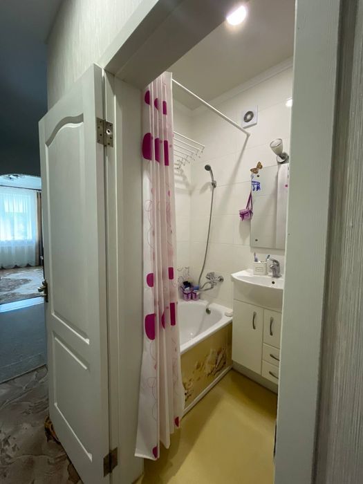 Продам 1к квартиру малосемейку с ремонтом, КИРПИЧ, ГАЗ