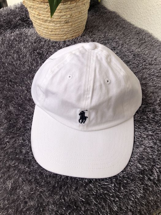Boné branco novo