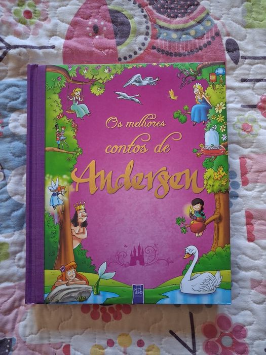 Livro: "Os melhores contos de Andersen"