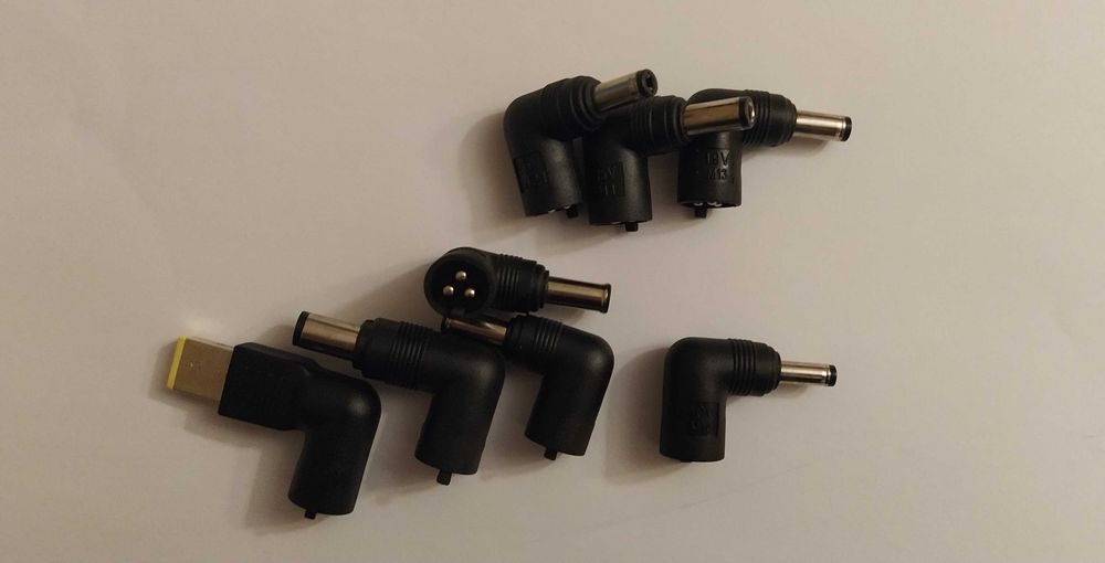 Conj. Adaptadores Carregador p/ Portáteis PC