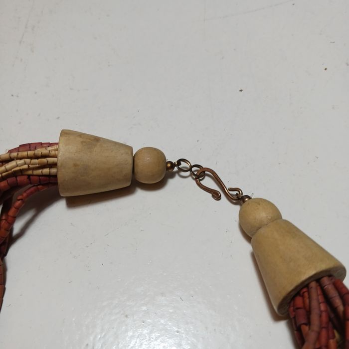 Naszyjnik drewniany damski