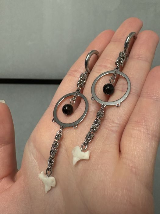 Kolczyki z kośćmi kota