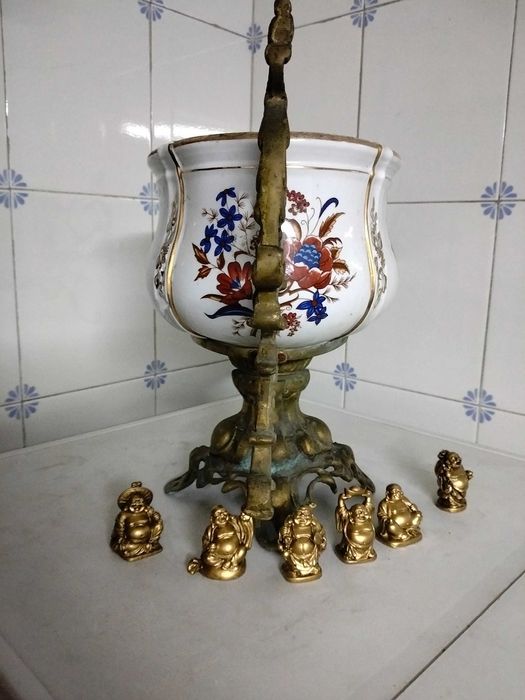 Floreira muito antiga e raríssima