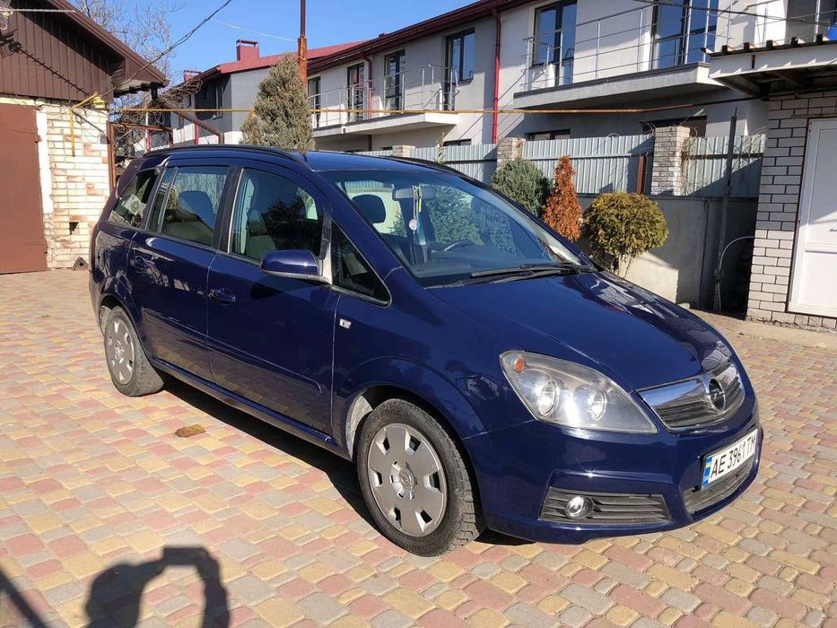 Opel Zafira B 1.9 дизель 7 мiсць