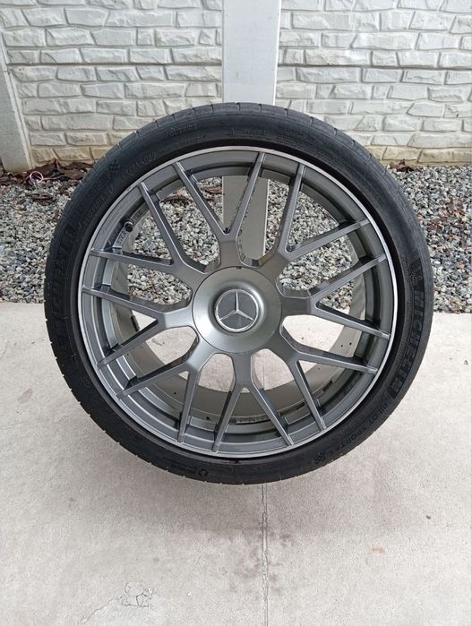 Продам диски литье Е63 Amg стиль 255/40/19