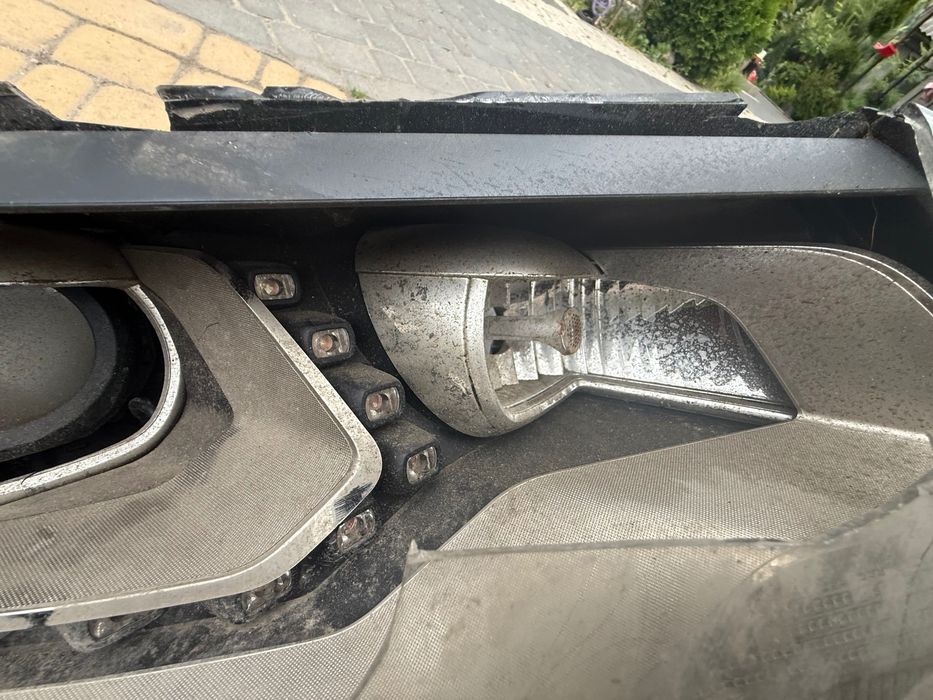 Фара Tiguan Led