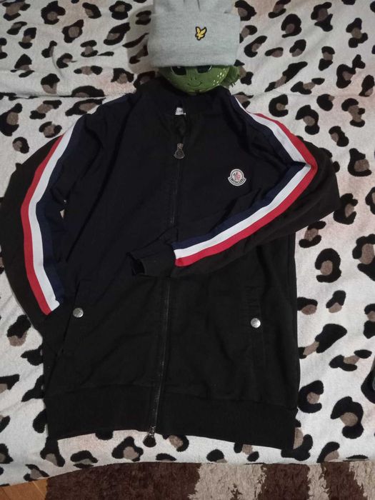 Кофта Монклер оригинал