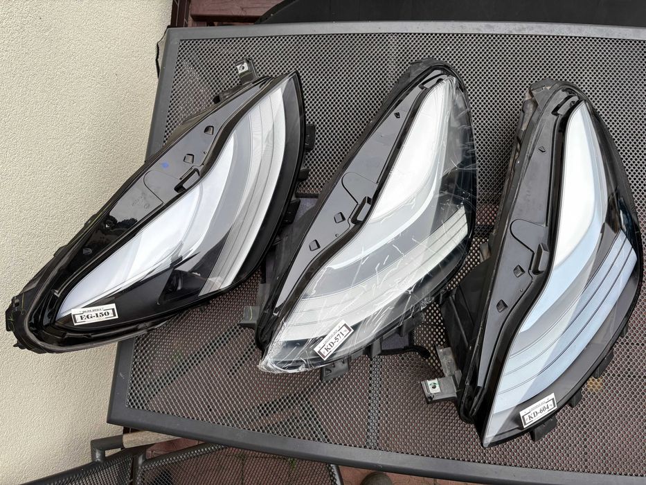 В наявності! Фара передня права та ліва Tesla model 3/Y