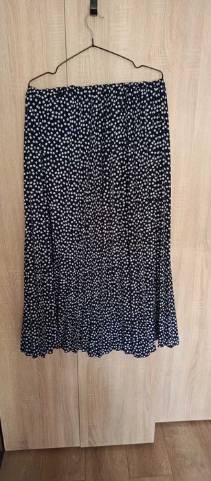 Spódnica 44/46 2xl maxi dla wysokiej plisy granatowa