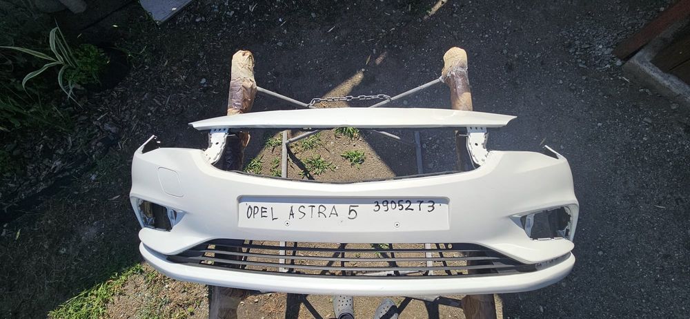 Zderzak opel astra 5