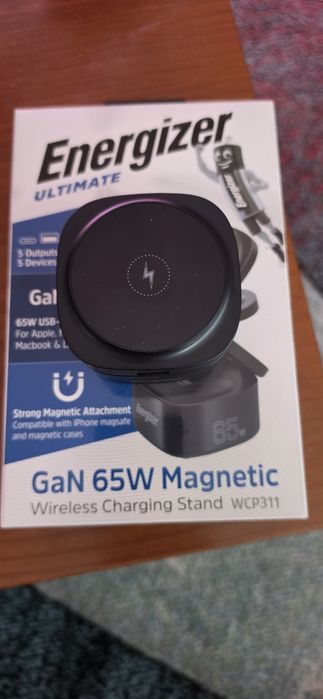 Energizer Ultimate GaN 65W Magnetic Wireless Charging Stand