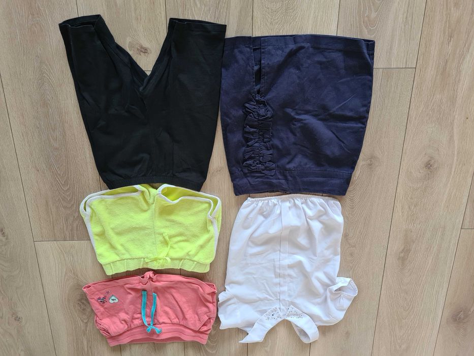 Zestaw, paka ubrań dla dziewczynki - rozmiar 134-140 cm