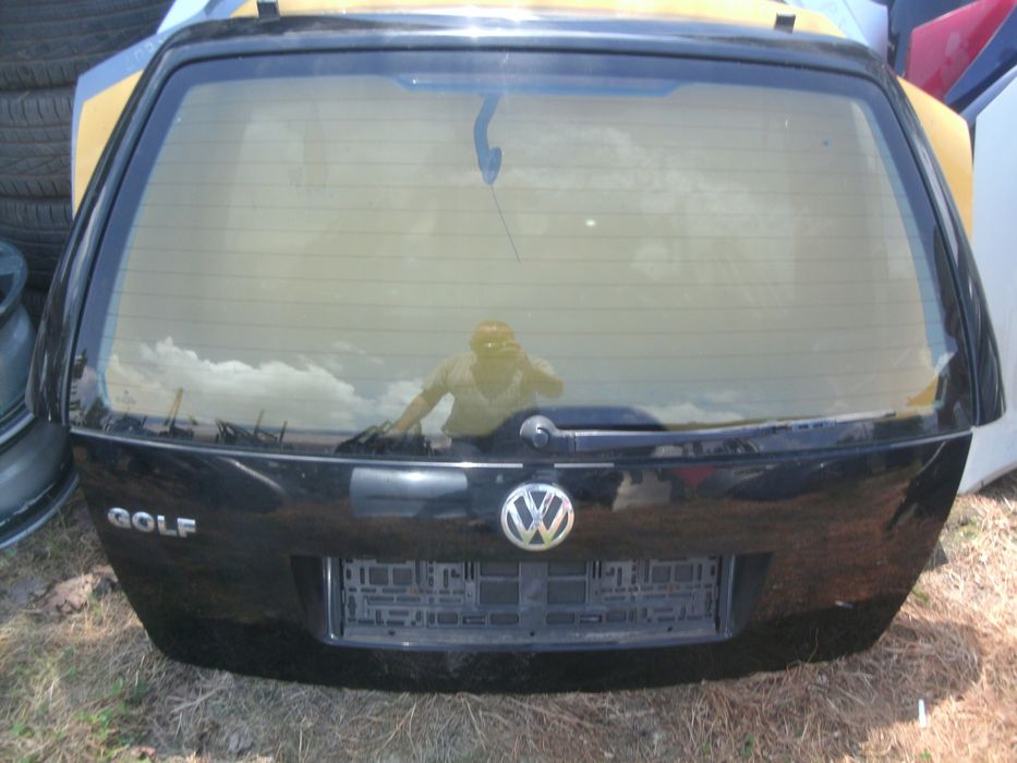 vw golf iv kombi bora klapa tyl z szyba czarna lc9z