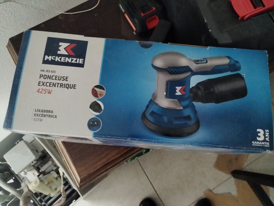 Vendo nova com garantia