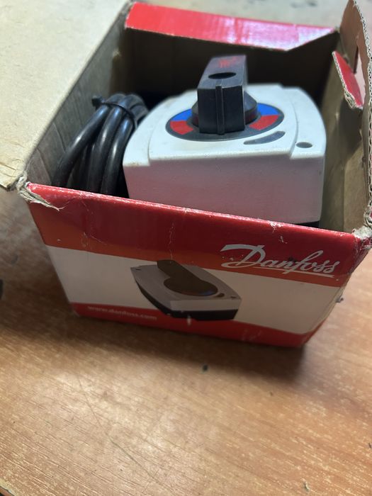 Siłownik 3-punktowy danfoss